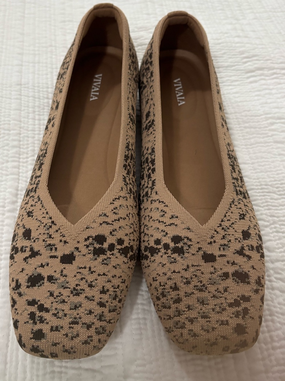 Vivaia Margot Square-toe V-cut Knit Flats tan and black animal Size 41.5 (US 10)